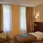 Gogol Park Rooms Viesnīca