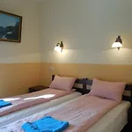 Gogol Park Rooms Viesnīca 2*