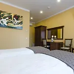 Gogol Park Rooms