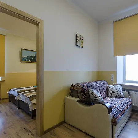 Gogol Park Rooms 2*