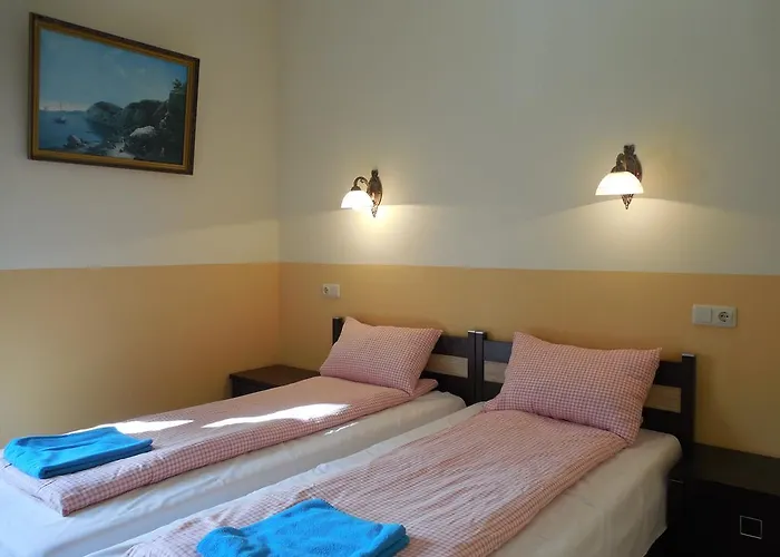 Gogol Park Rooms Hotel 2*