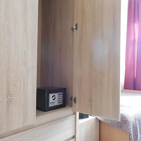 Gogol Park Rooms Hotel 2*